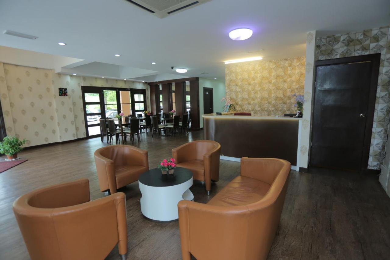 Jam Hotel Kota Warisan Sepang @ Erl Salak Tinggi, Klia 1-2 & F1 Kültér fotó